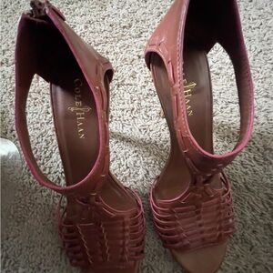 Pre Owned Cole Haan Zip Back Heels Size 8B - No Box